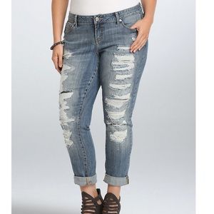 Torrid Premium Boyfriend Jean Rip Destruction Sz16